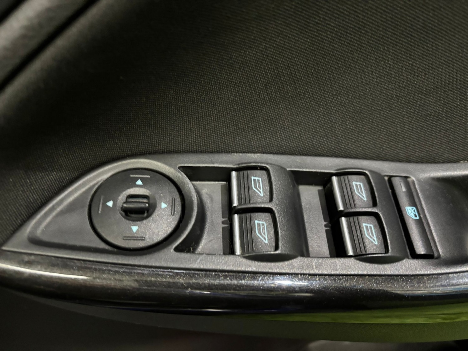 Used Ford Focus 2015 for sale - 77148227: Photo 16