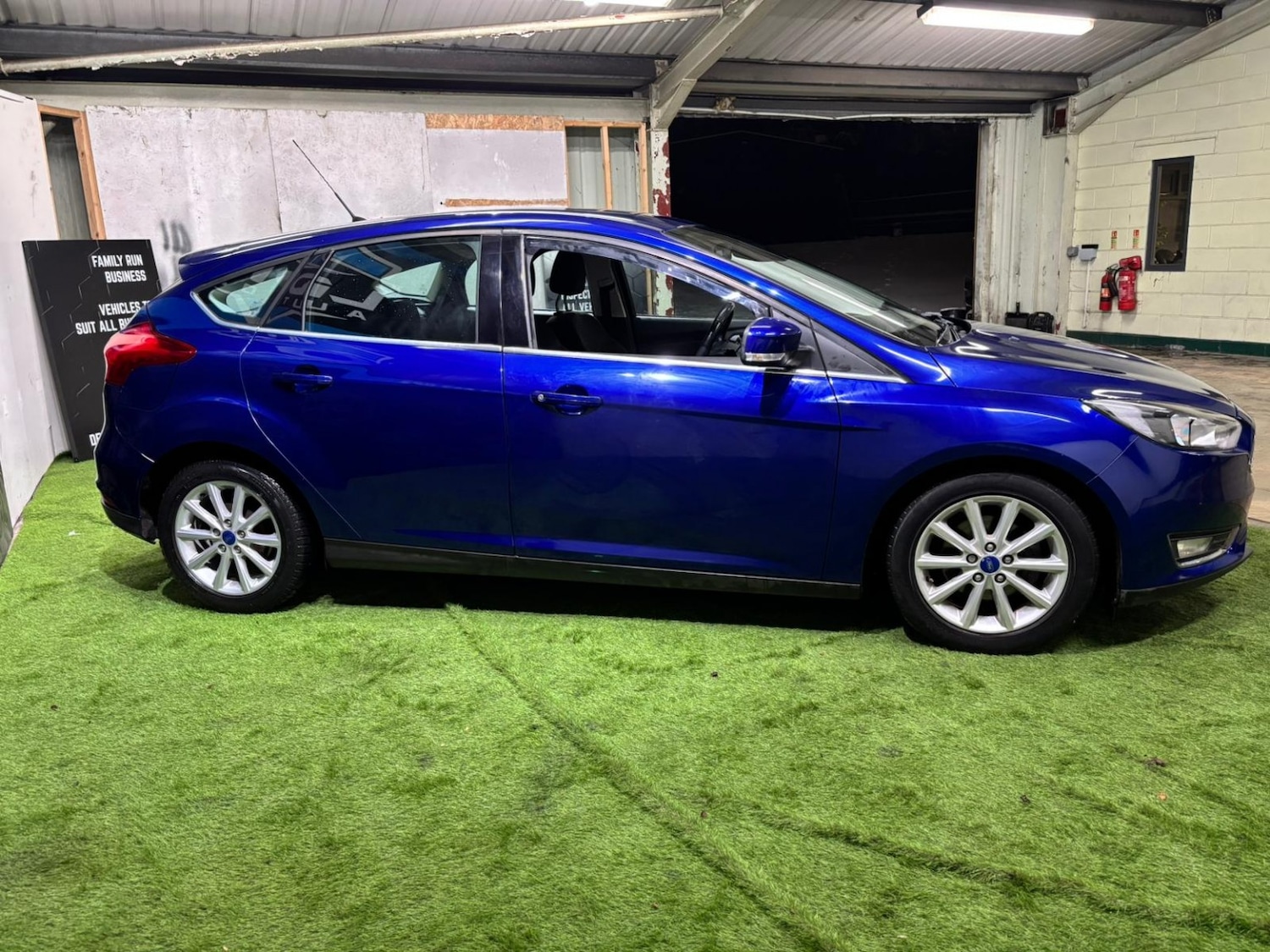Used Ford Focus 2015 for sale - 77148227: Photo 5