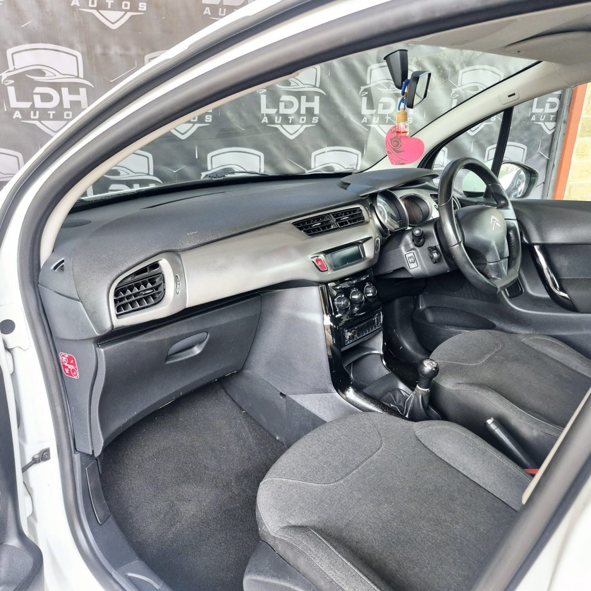 Used Citroen C3 2016 for sale - 76559985: Photo 10