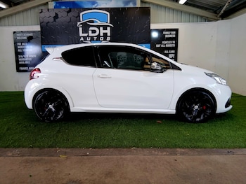 Used Peugeot 208 2016 for sale - 78950239: Photo