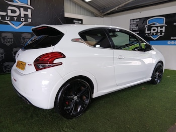 Used Peugeot 208 2016 for sale - 78950239: Photo