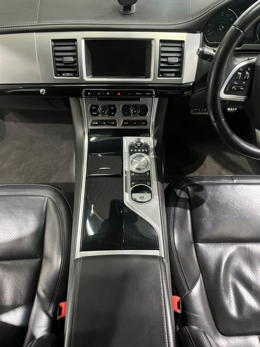 Used Jaguar XF 2014 for sale - 77179720: Photo 10