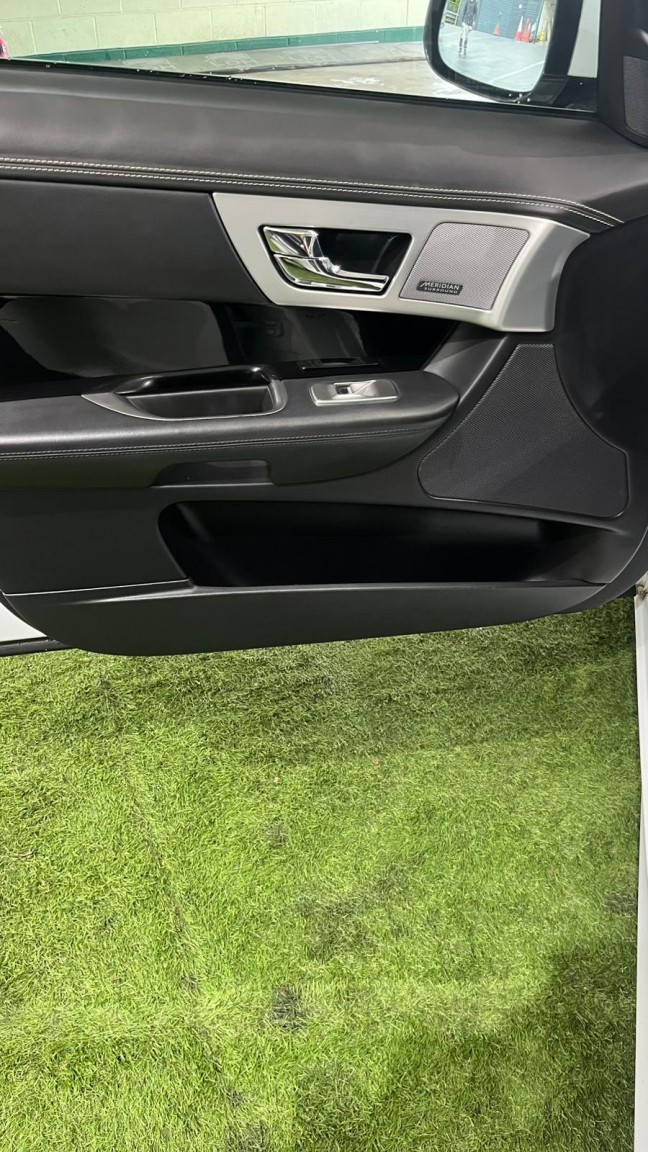 Used Jaguar XF 2014 for sale - 77179720: Photo 14