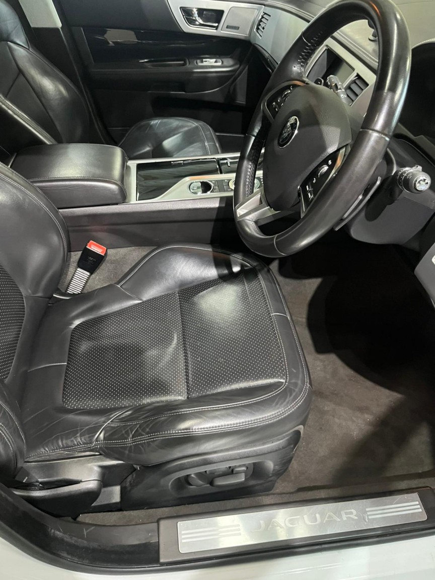 Used Jaguar XF 2014 for sale - 77179720: Photo 8