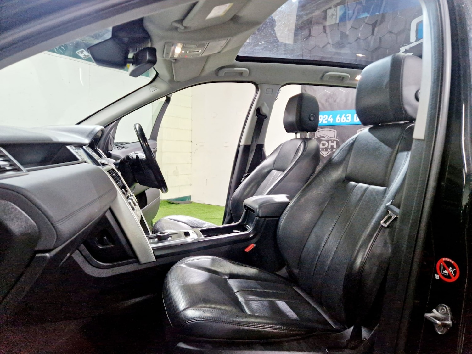 Used Land Rover Discovery Sport 2017 for sale - 77148205: Photo 11