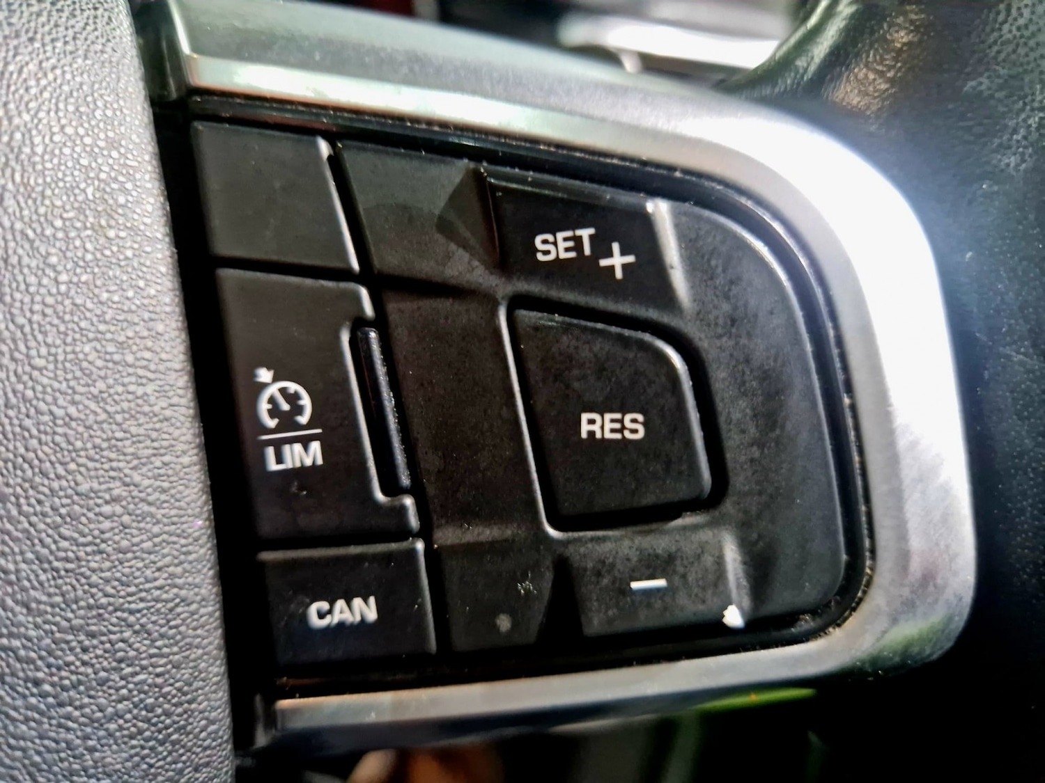 Used Land Rover Discovery Sport 2017 for sale - 77148205: Photo 16