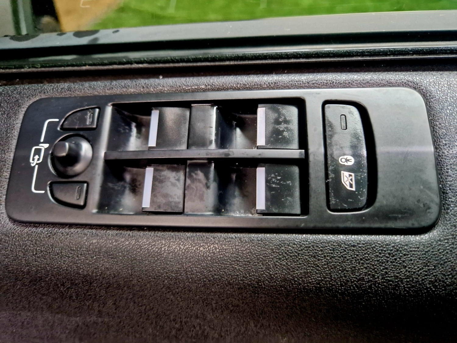 Used Land Rover Discovery Sport 2017 for sale - 77148205: Photo 19