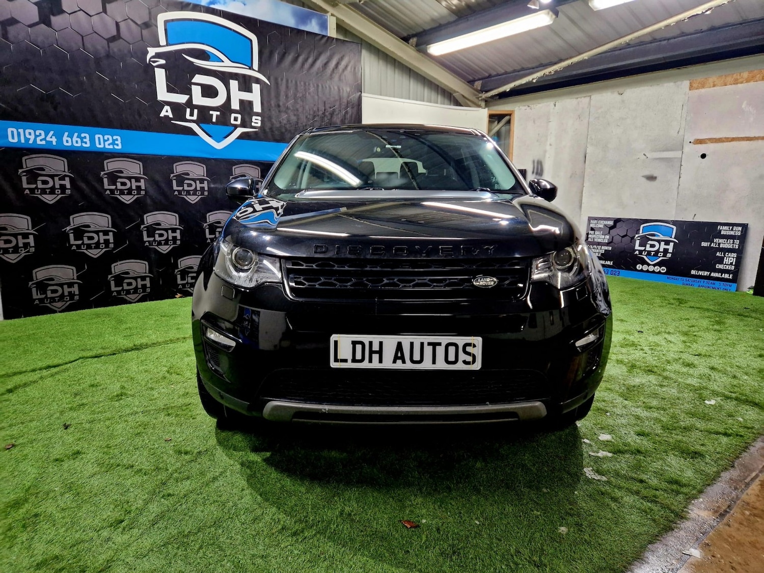 Used Land Rover Discovery Sport 2017 for sale - 77148205: Photo 7