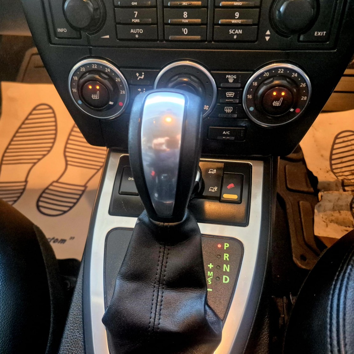 Used Land Rover Freelander 2 2010 for sale - 76751760: Photo 16