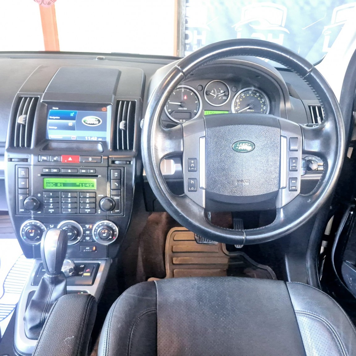 Used Land Rover Freelander 2 2010 for sale - 76751760: Photo 8