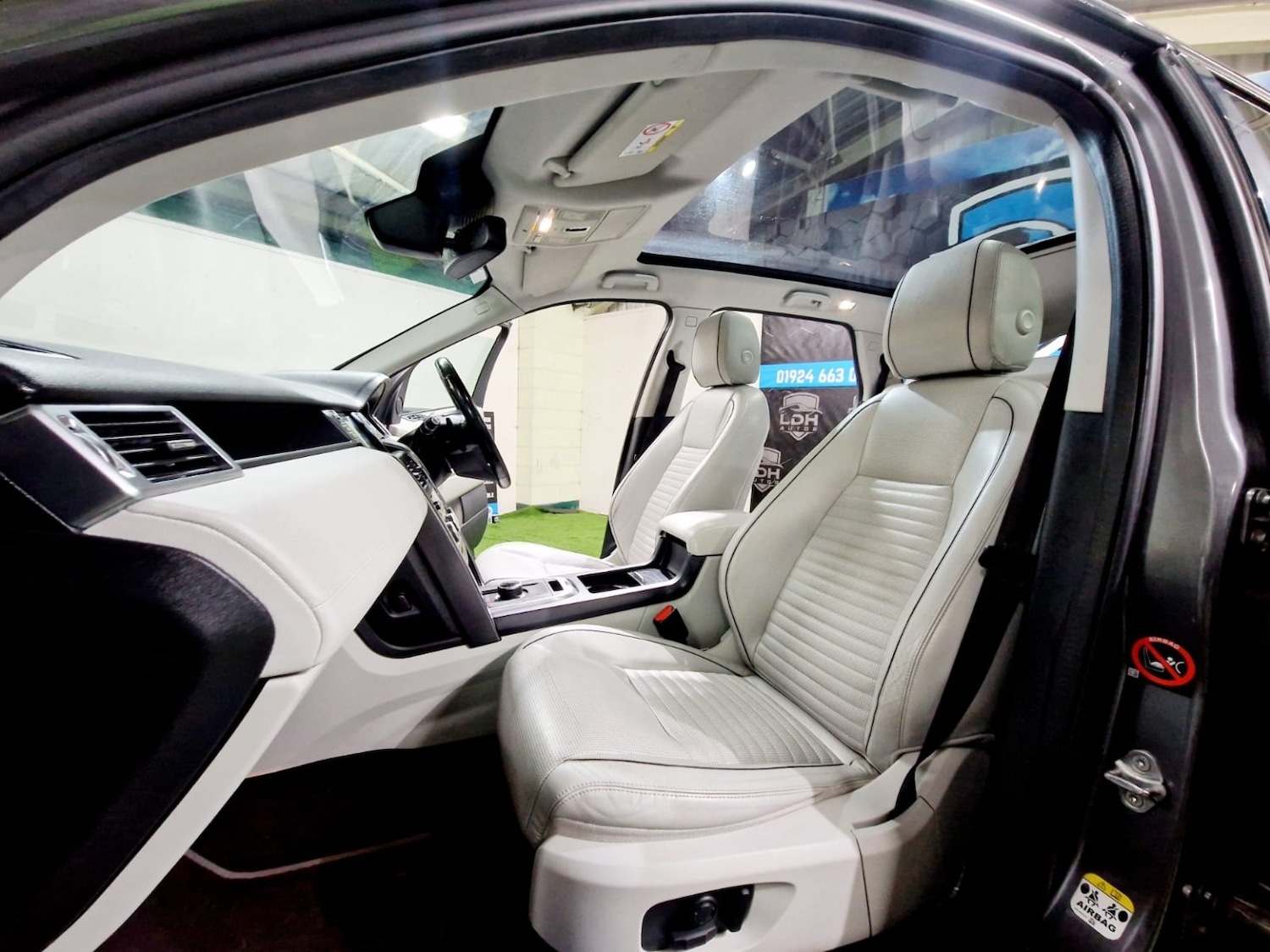 Used Land Rover Discovery Sport 2017 for sale - 77148193: Photo 10