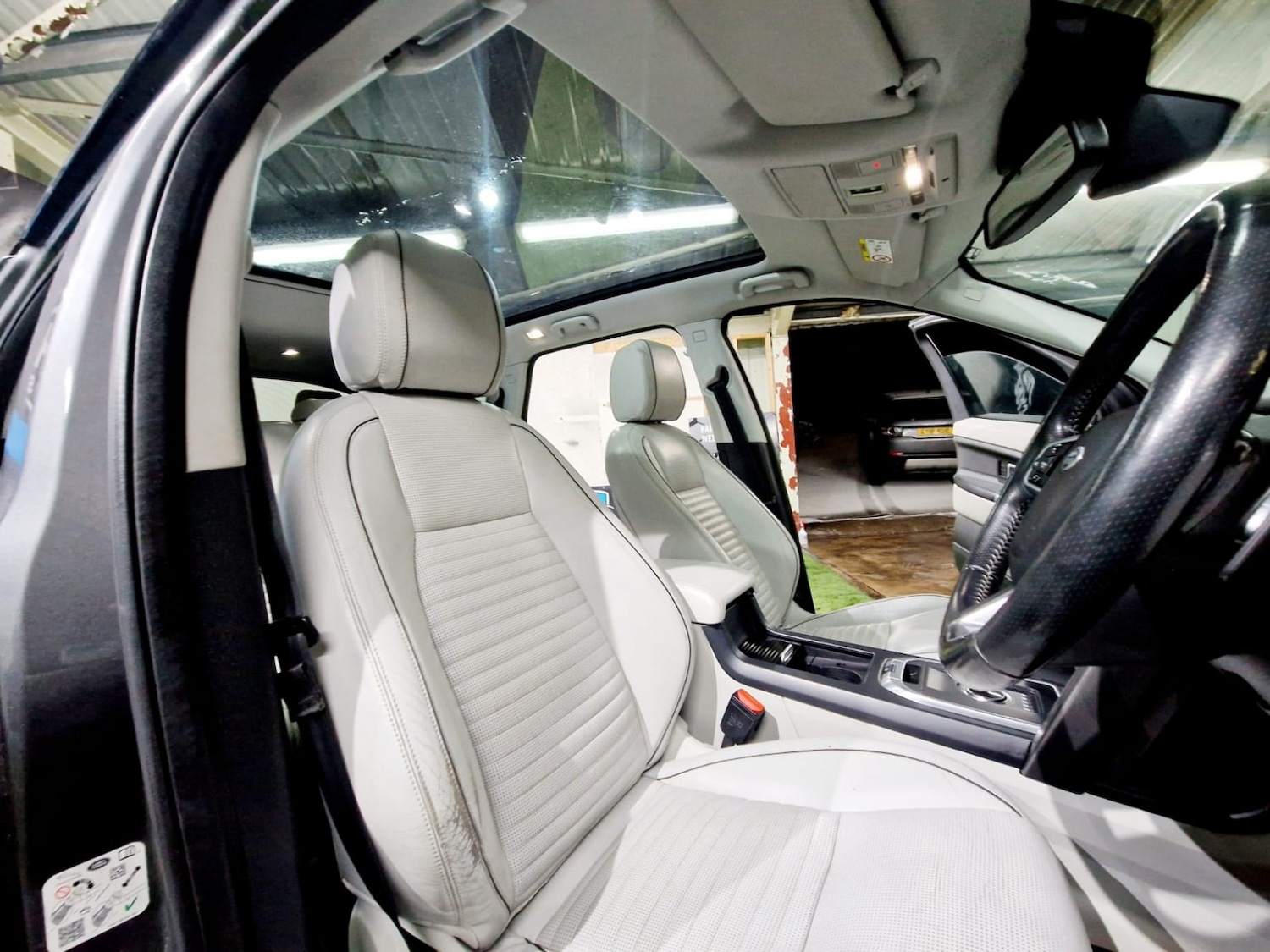 Used Land Rover Discovery Sport 2017 for sale - 77148193: Photo 9