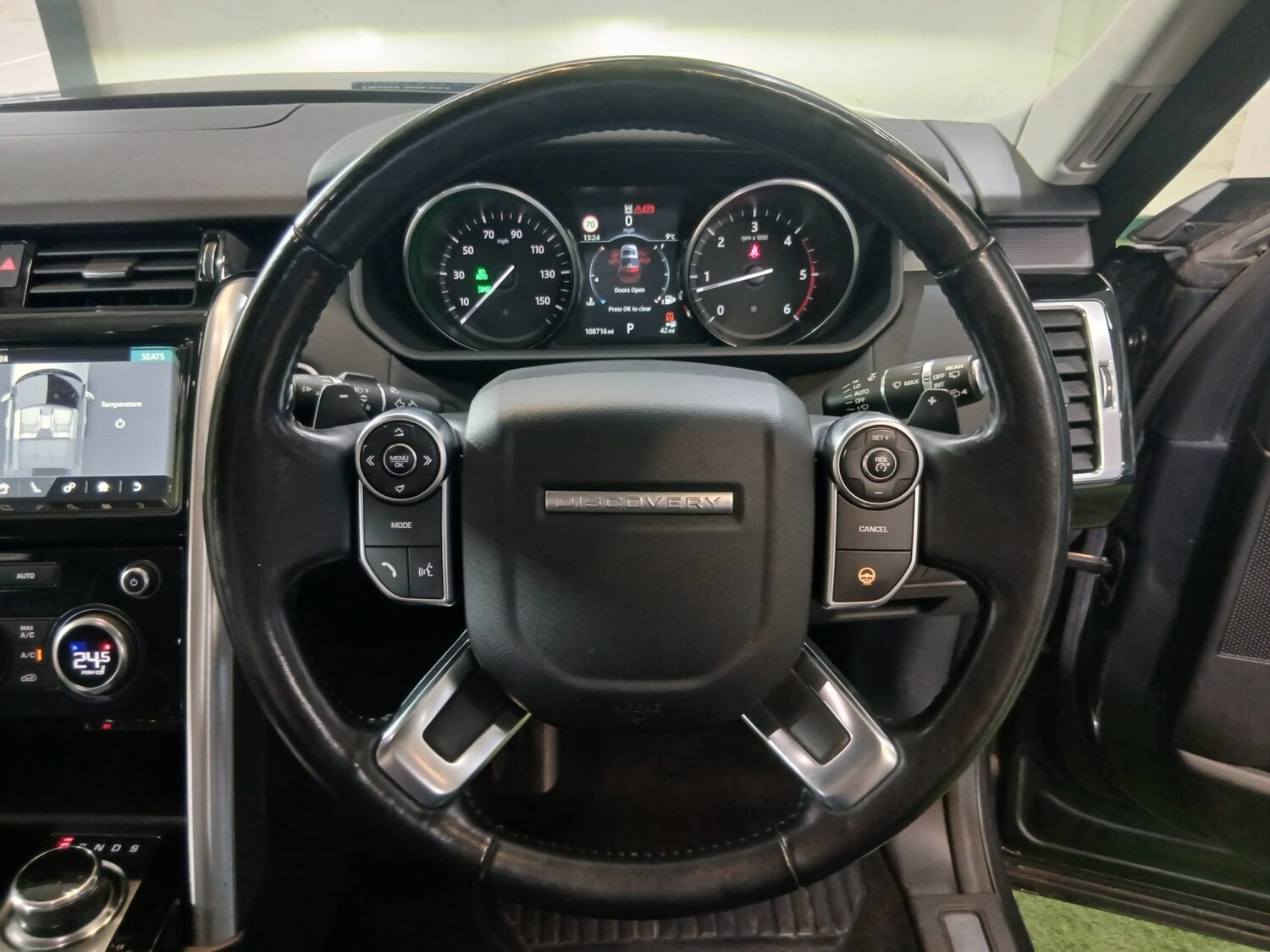 Used Land Rover Discovery 2017 for sale - 77822272: Photo 12