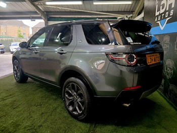 Used Land Rover Discovery Sport 2018 for sale - 78938215: Photo