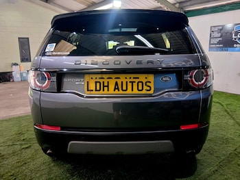 Used Land Rover Discovery Sport 2018 for sale - 78938215: Photo