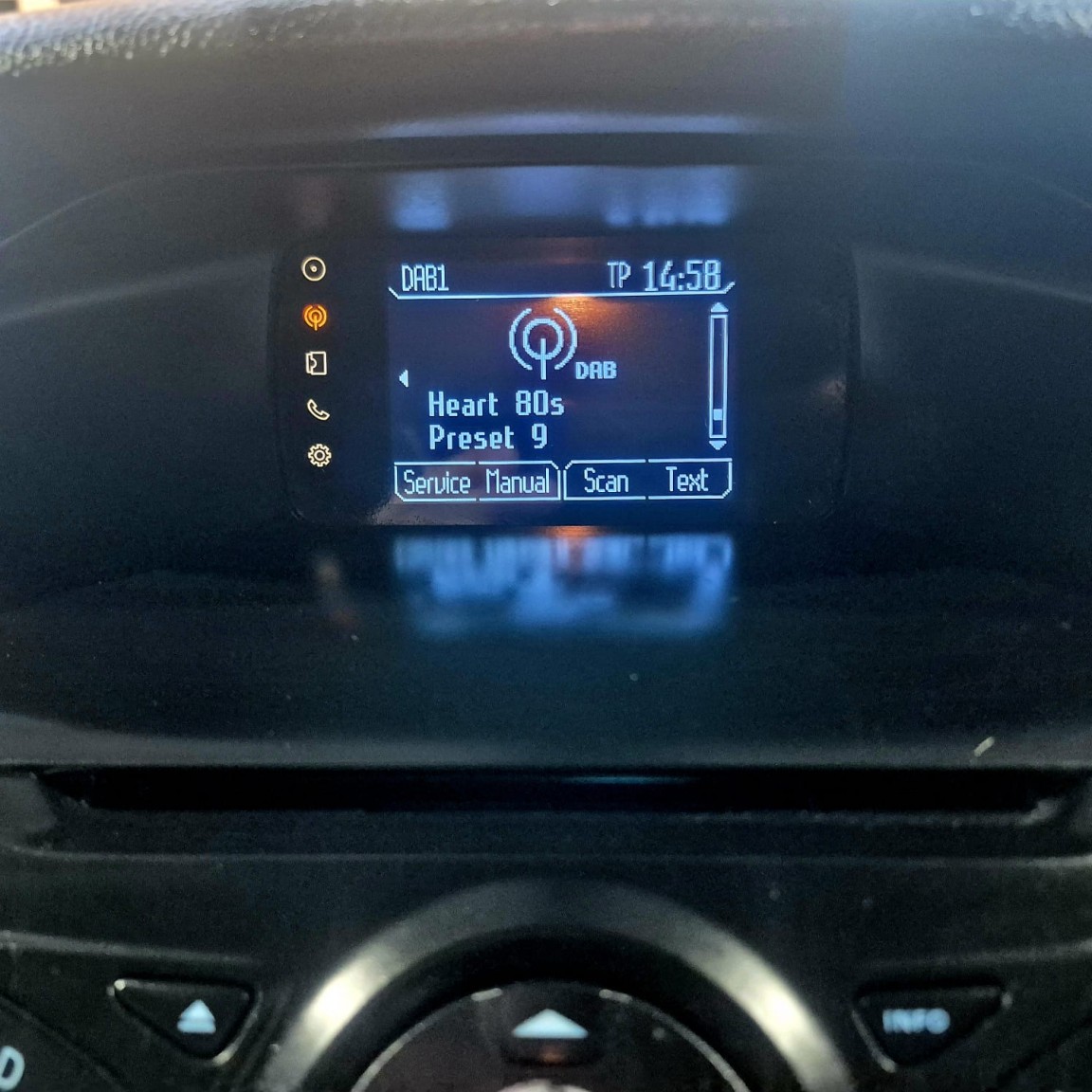 Used Ford Focus 2013 for sale - 76968561: Photo 12