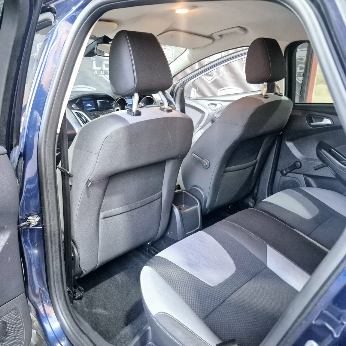 Used Ford Focus 2013 for sale - 76968561: Photo 15