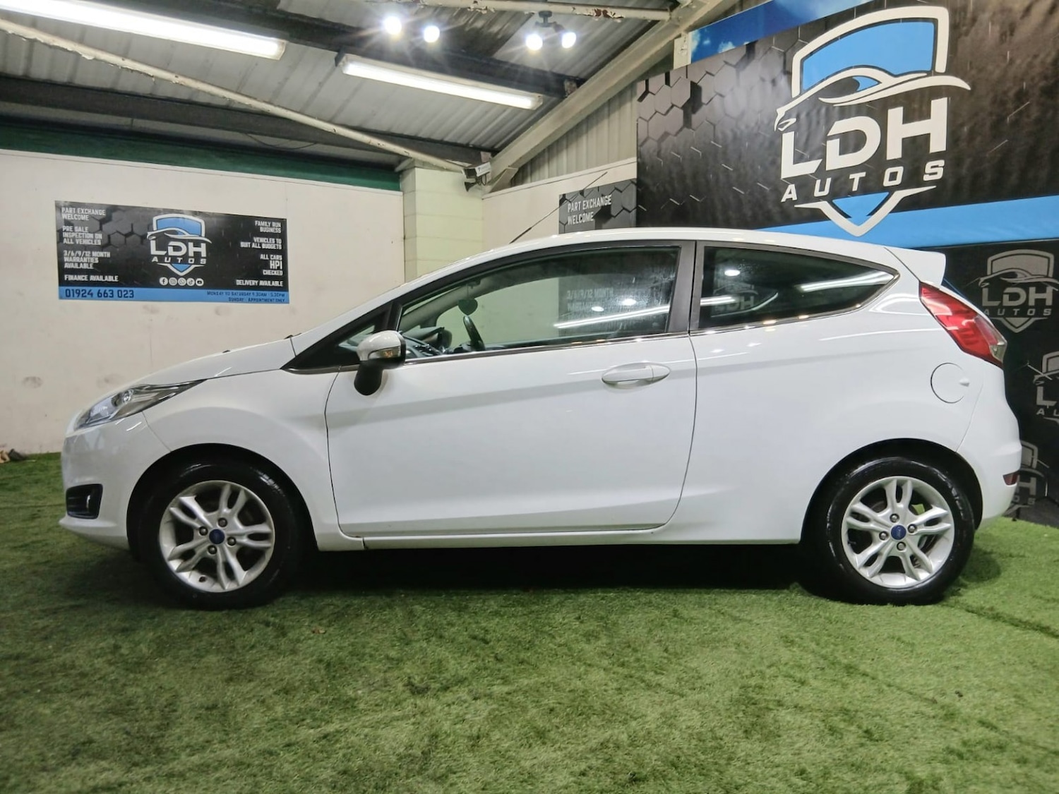 Used Ford Fiesta 2016 for sale - 77282743: Photo 2