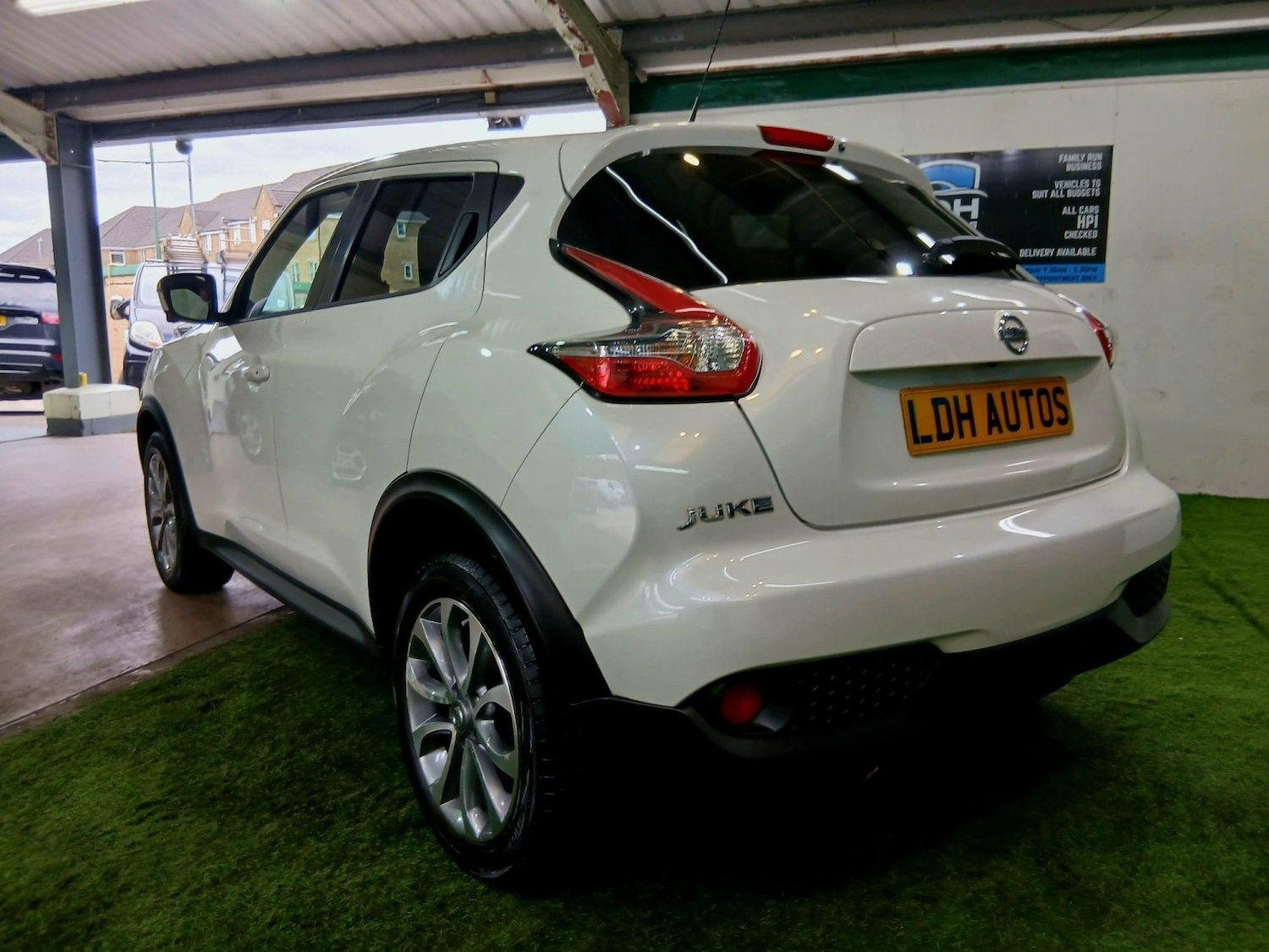 Used Nissan Juke 2015 for sale - 77844957: Photo 5