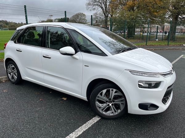 Used Citroen C4 Picasso 2014 for sale - 76332363: Photo 2