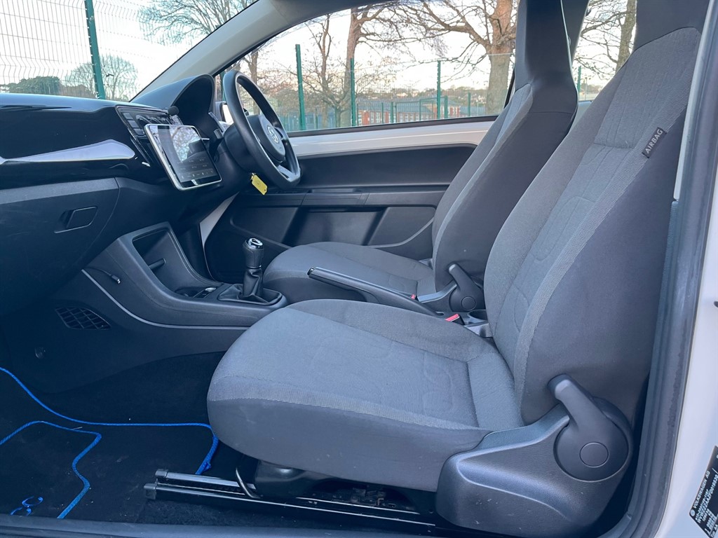 Used Volkswagen up! 2014 for sale - 76684508: Photo 15