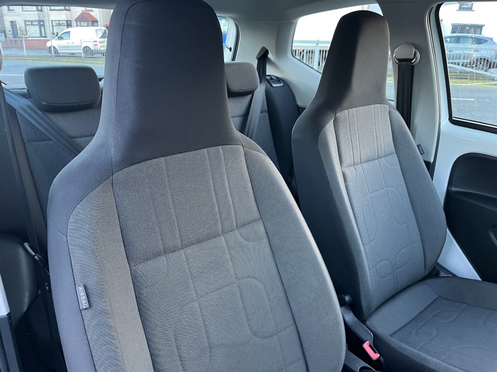 Used Volkswagen up! 2014 for sale - 76684508: Photo 17