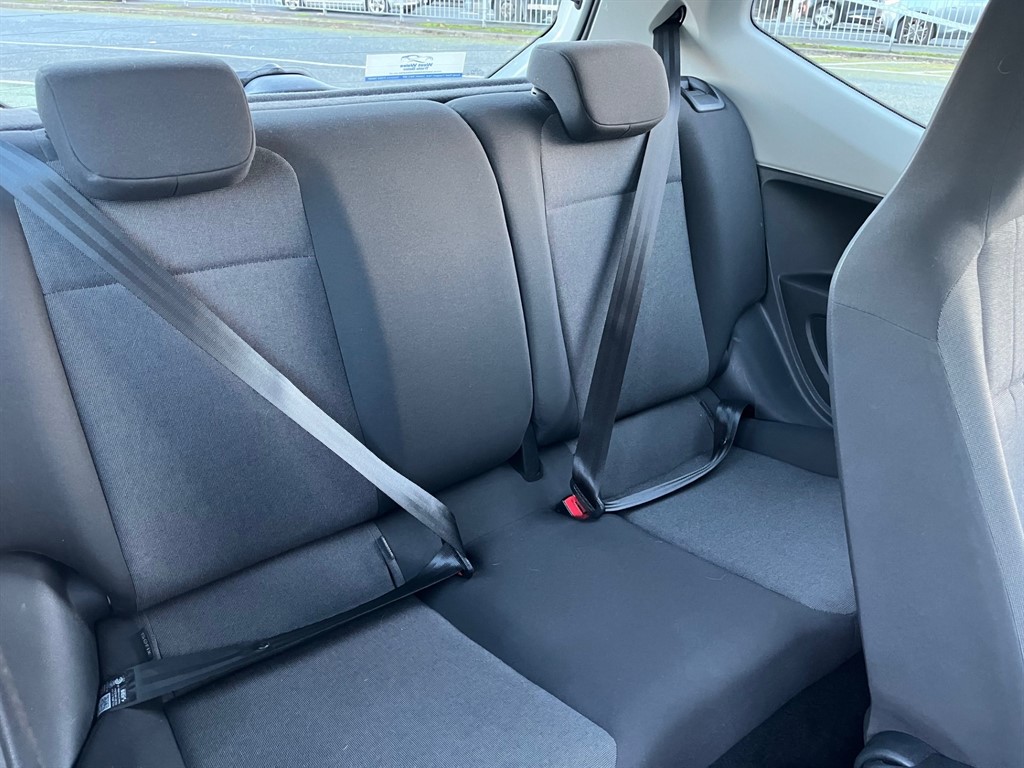 Used Volkswagen up! 2014 for sale - 76684508: Photo 18