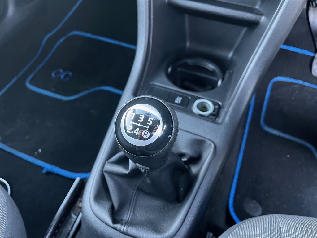 Used Volkswagen up! 2014 for sale - 76684508: Photo 24