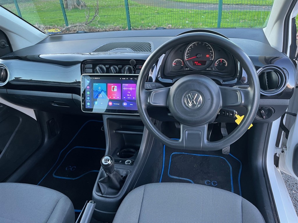 Used Volkswagen up! 2014 for sale - 76684508: Photo 28