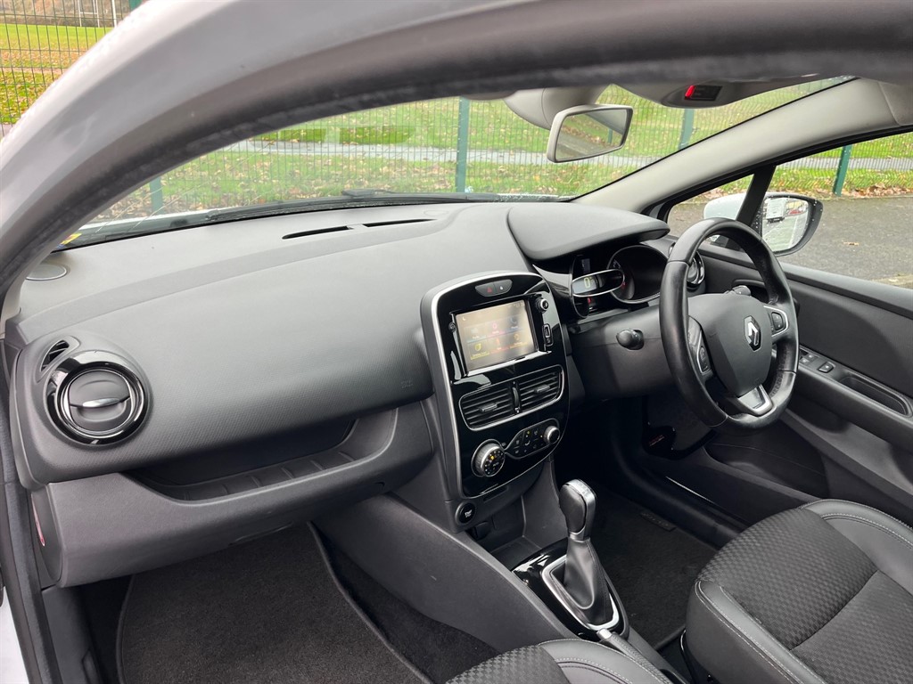 Used Renault Clio 2017 for sale - 76452451: Photo 15