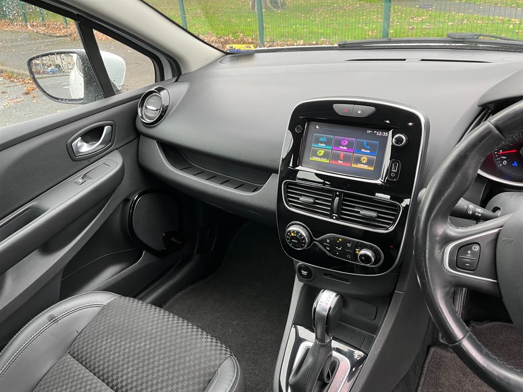 Used Renault Clio 2017 for sale - 76452451: Photo 19