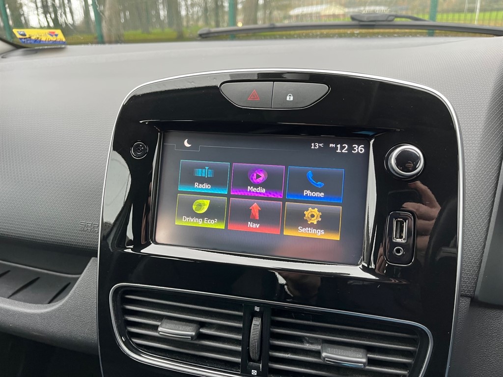 Used Renault Clio 2017 for sale - 76452451: Photo 20