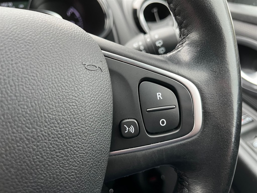 Used Renault Clio 2017 for sale - 76452451: Photo 26