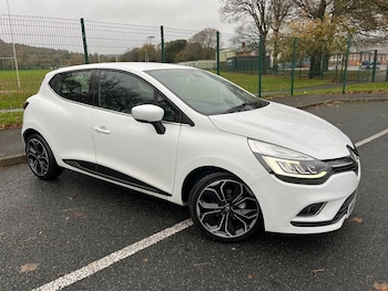 Used Renault Clio 2017 for sale - 76452451: Photo