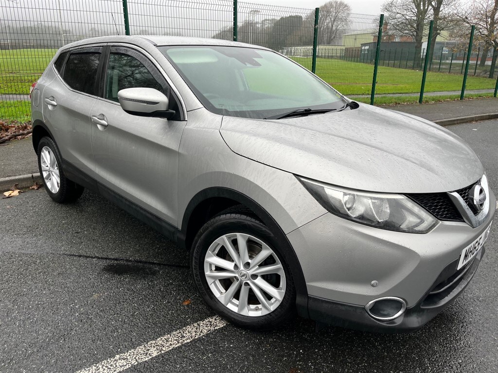 Used Nissan Qashqai 2015 for sale - 76709764: Photo 2