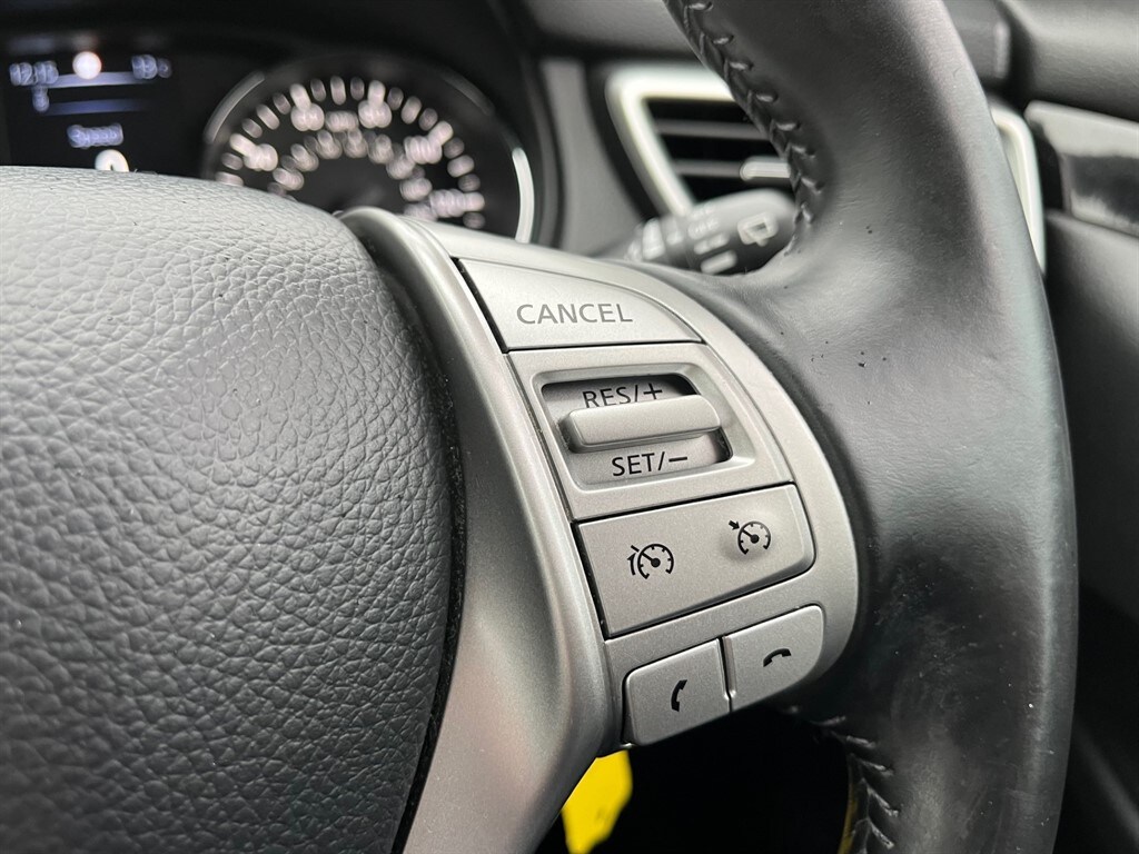 Used Nissan Qashqai 2015 for sale - 76709764: Photo 25