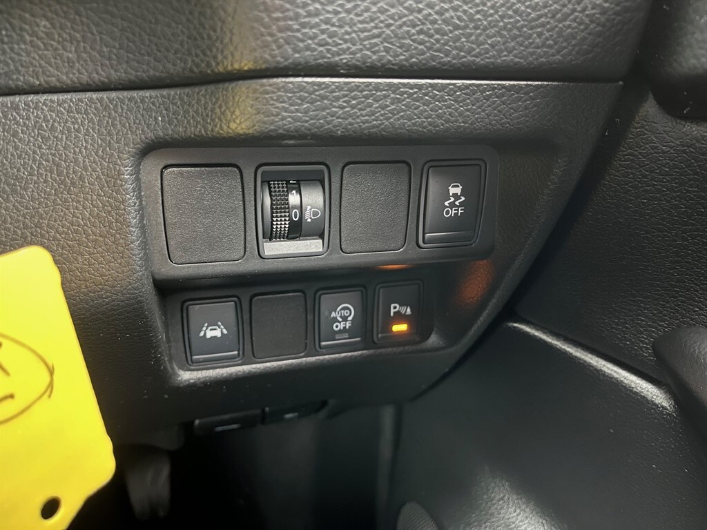 Used Nissan Qashqai 2015 for sale - 76709764: Photo 28