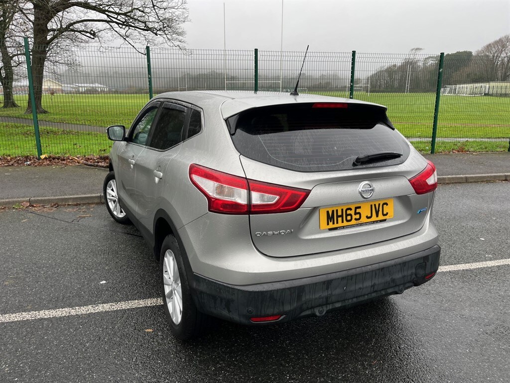 Used Nissan Qashqai 2015 for sale - 76709764: Photo 8
