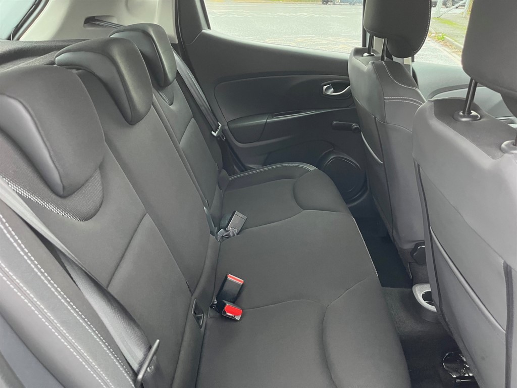 Used Renault Clio 2018 for sale - 76544648: Photo 17