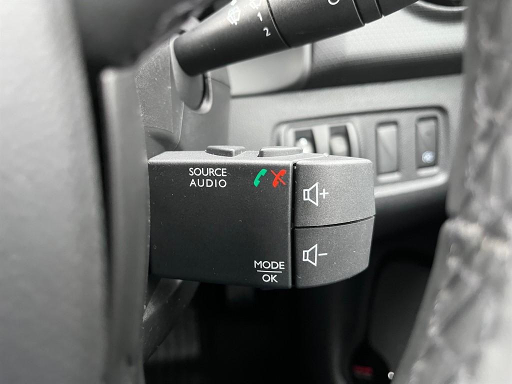 Used Renault Clio 2018 for sale - 76544648: Photo 27