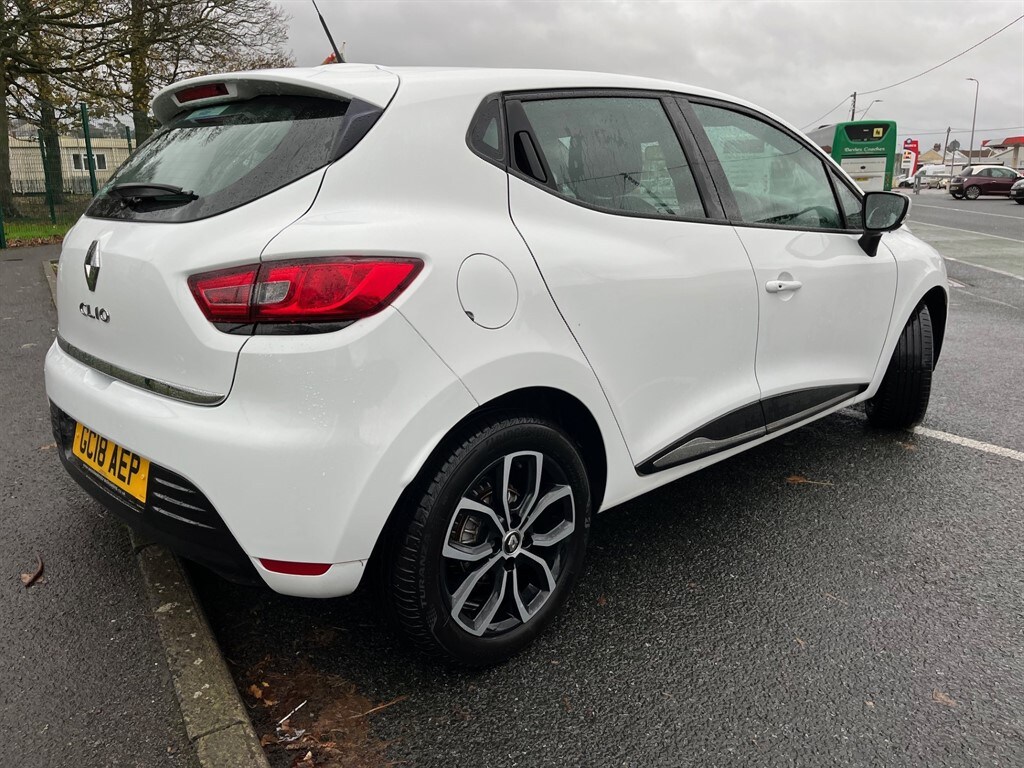 Used Renault Clio 2018 for sale - 76544648: Photo 4