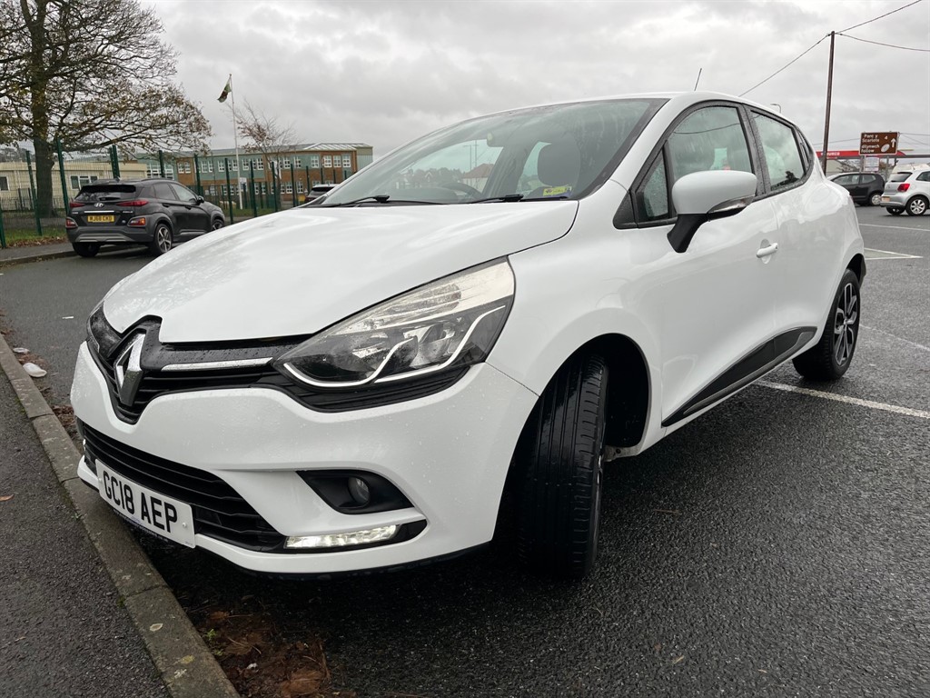Used Renault Clio 2018 for sale - 76544648: Photo 6