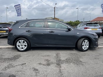 Used Kia Ceed 2022 for sale - 79652858: Photo