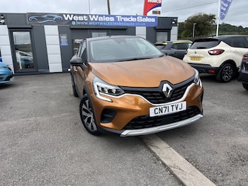 Used Renault Captur 2021 for sale - 79761960: Photo