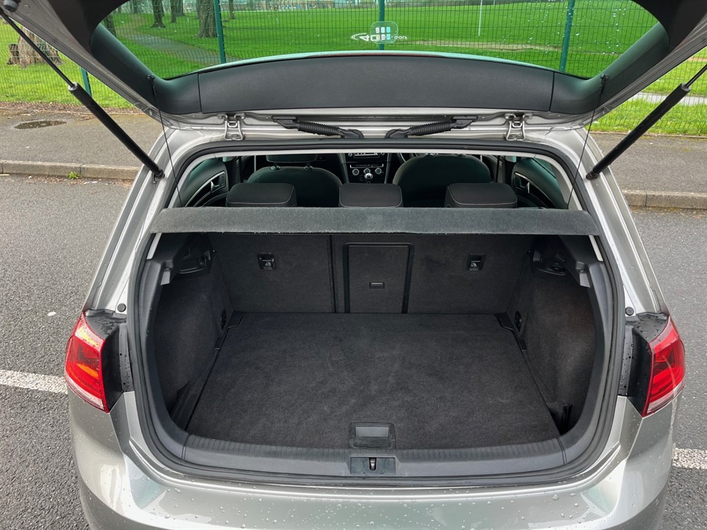 Used Volkswagen Golf 2014 for sale - 77619481: Photo 12