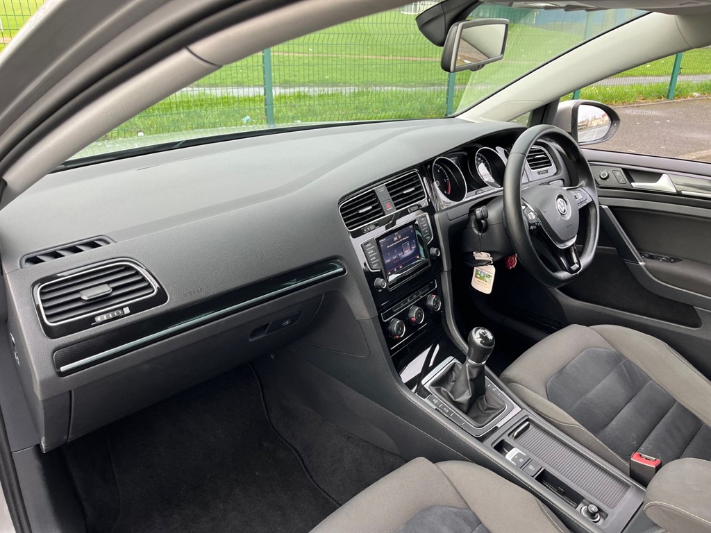 Used Volkswagen Golf 2014 for sale - 77619481: Photo 16