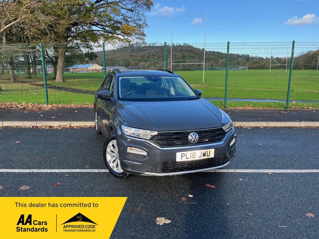 Used Volkswagen T-Roc 2018 for sale - 76229525: Photo 1