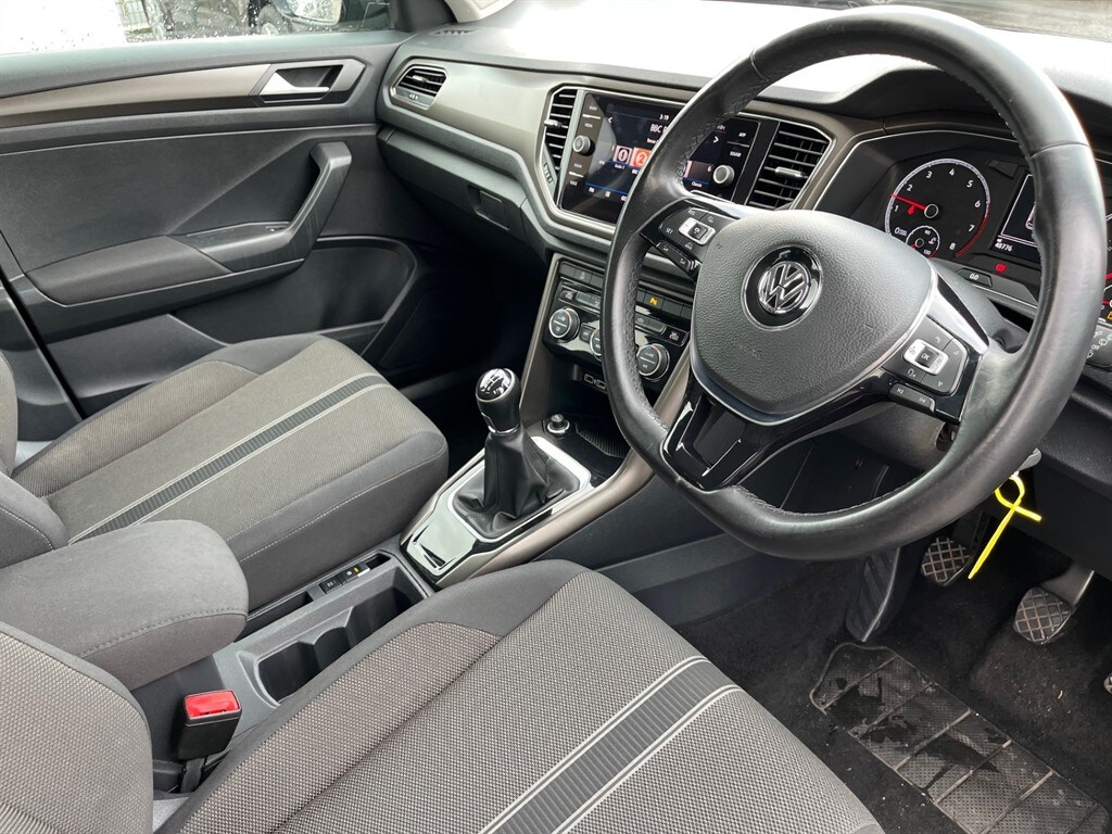 Used Volkswagen T-Roc 2018 for sale - 76229525: Photo 13