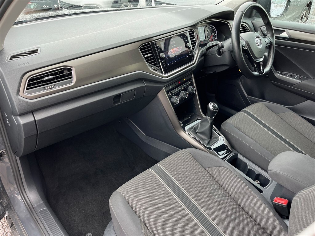 Used Volkswagen T-Roc 2018 for sale - 76229525: Photo 16