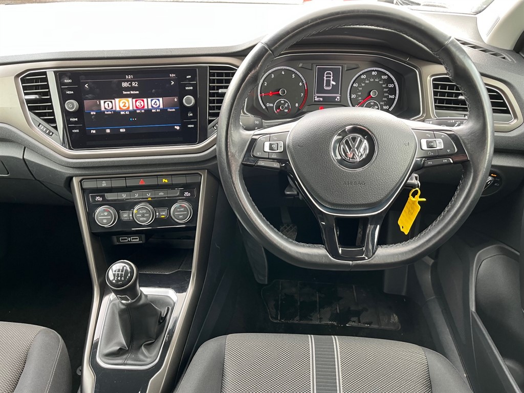 Used Volkswagen T-Roc 2018 for sale - 76229525: Photo 30